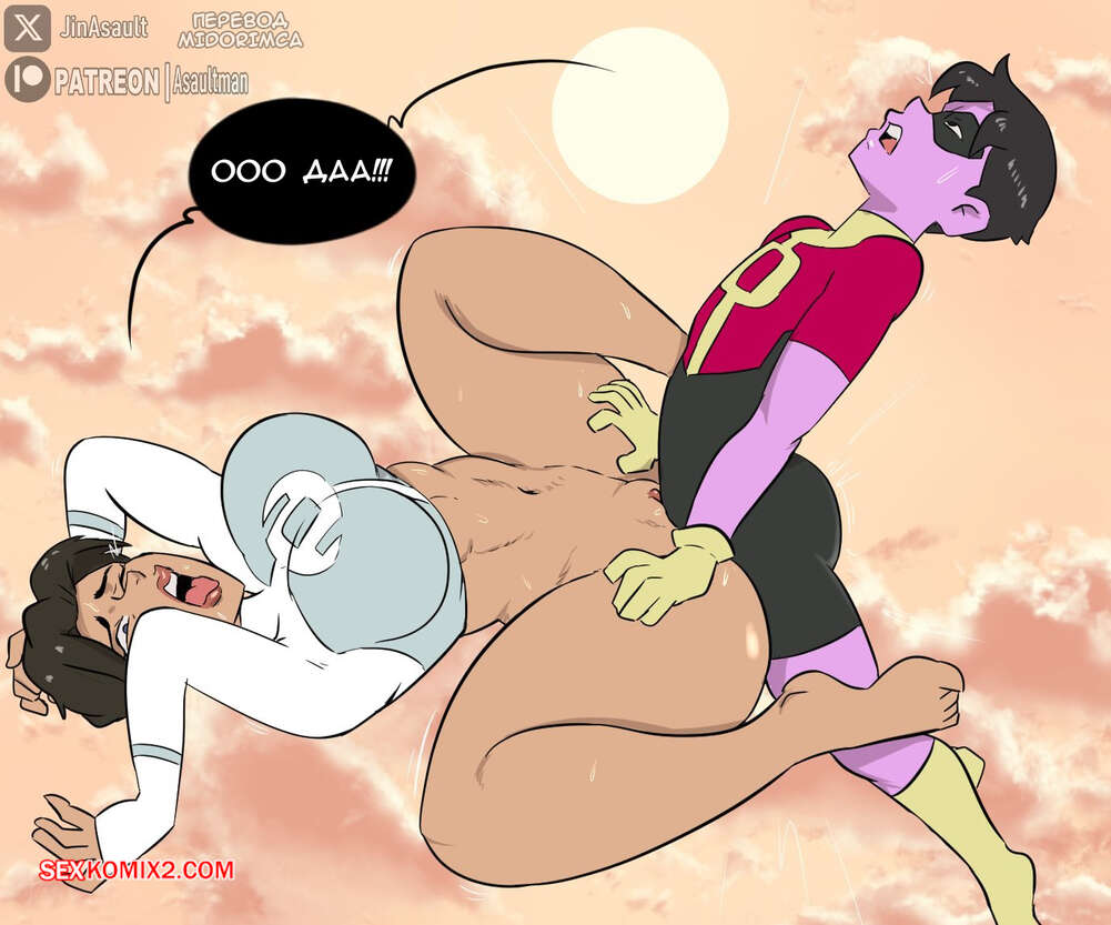 Seductive brunette in focus